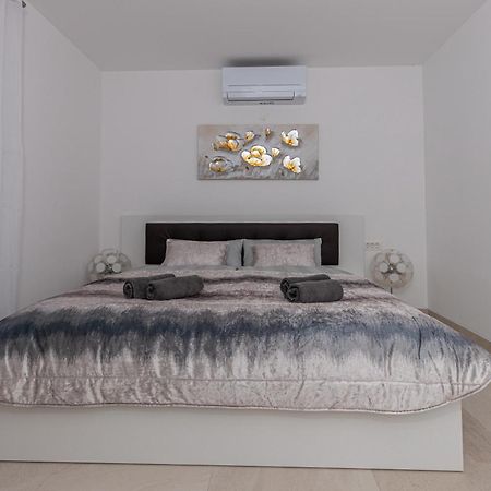Apartmani Kecman Crikvenica Exterior photo