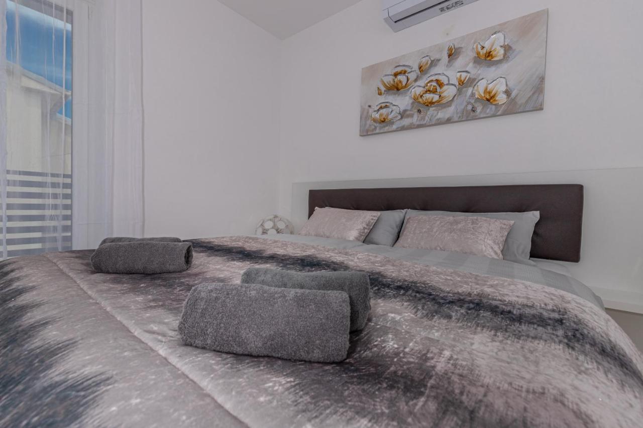 Apartmani Kecman Crikvenica Exterior photo