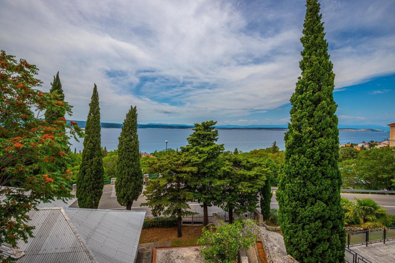 Apartmani Kecman Crikvenica Exterior photo