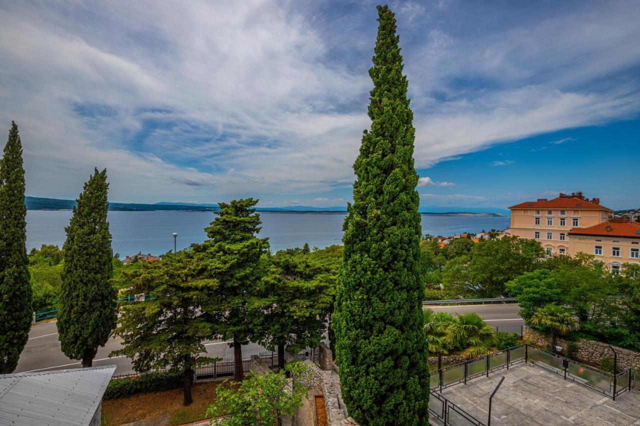 Apartmani Kecman Crikvenica Exterior photo