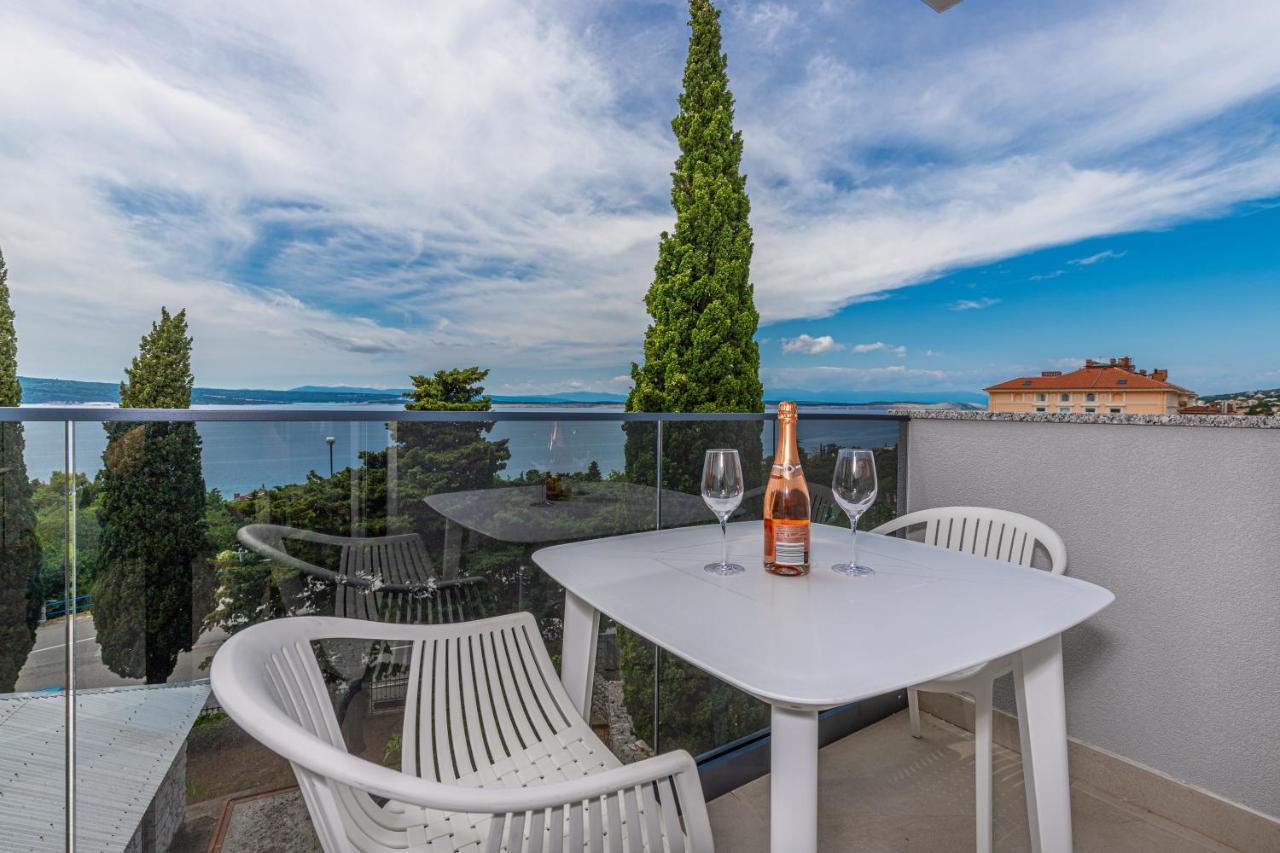 Apartmani Kecman Crikvenica Exterior photo