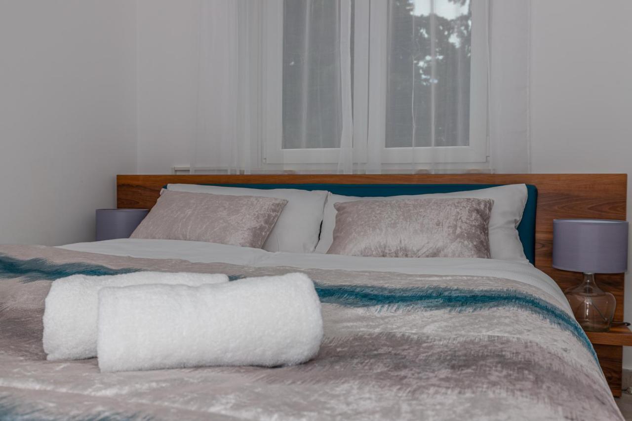 Apartmani Kecman Crikvenica Exterior photo