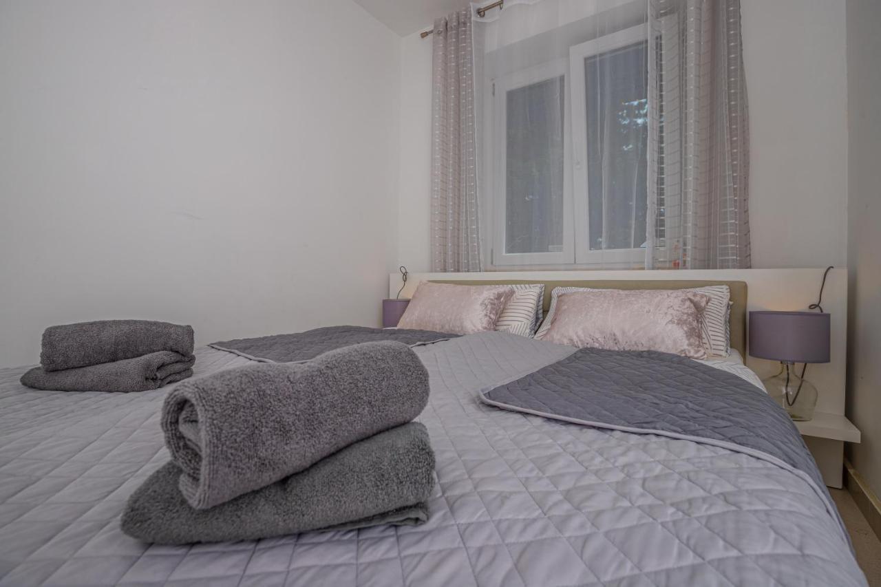 Apartmani Kecman Crikvenica Exterior photo