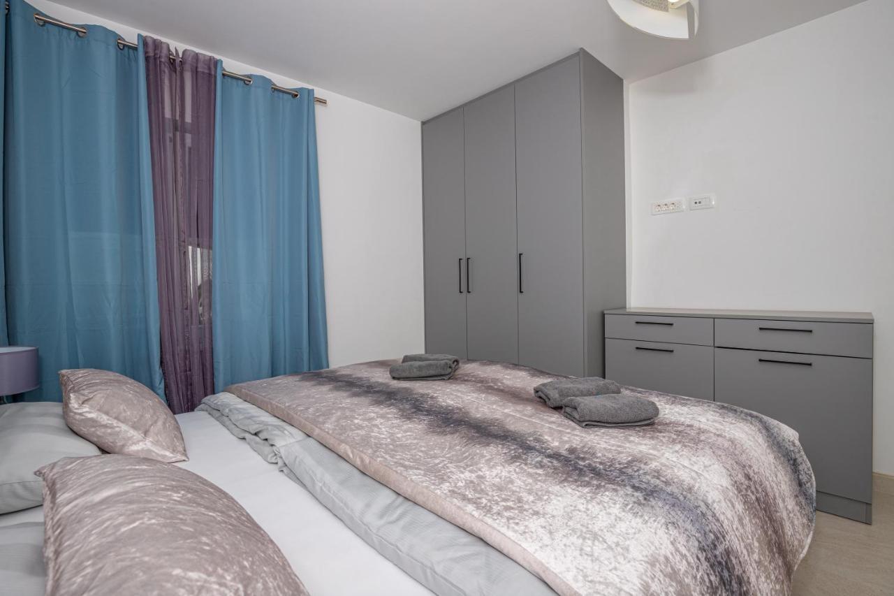 Apartmani Kecman Crikvenica Exterior photo