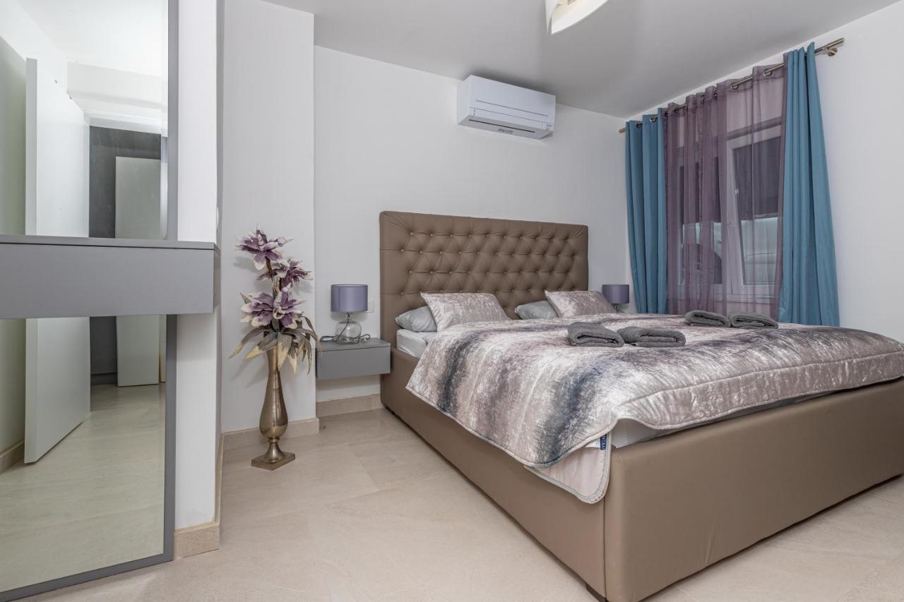 Apartmani Kecman Crikvenica Exterior photo